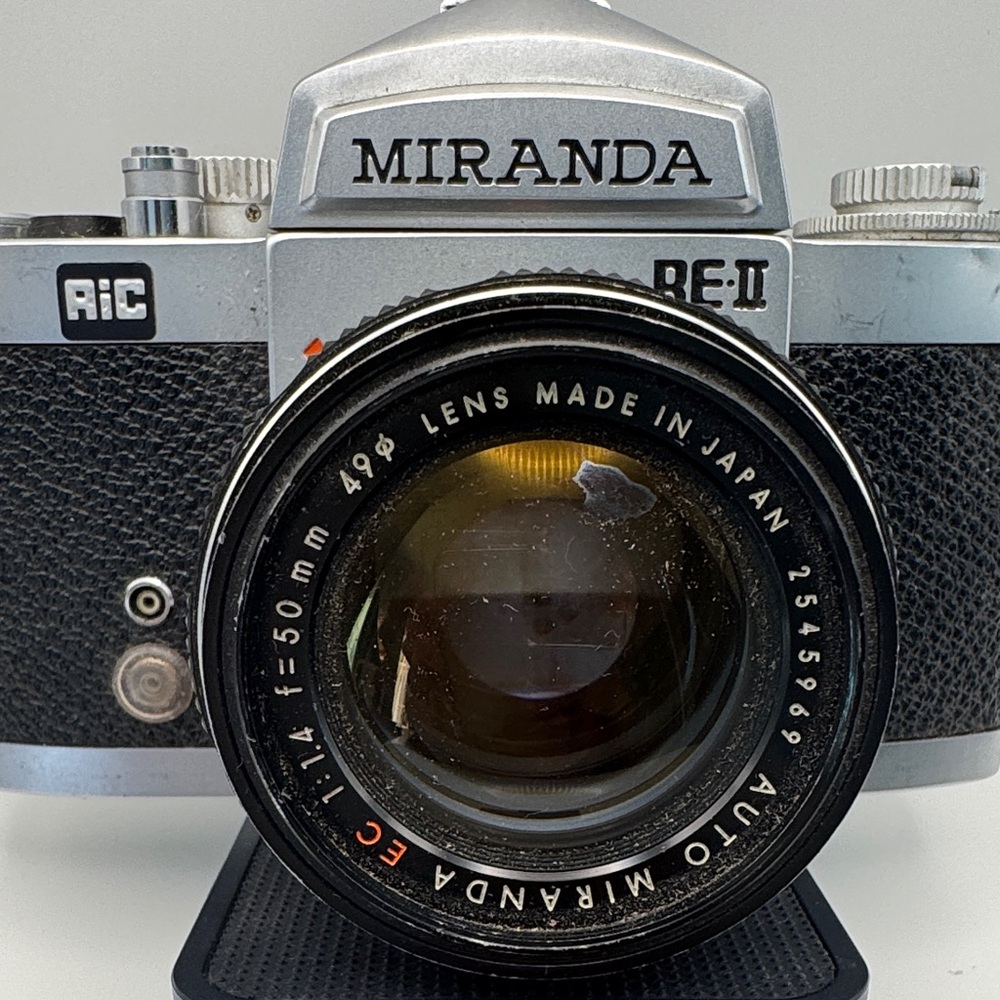 MIRANDA- RE-II Black and Silver Camera vintage model.